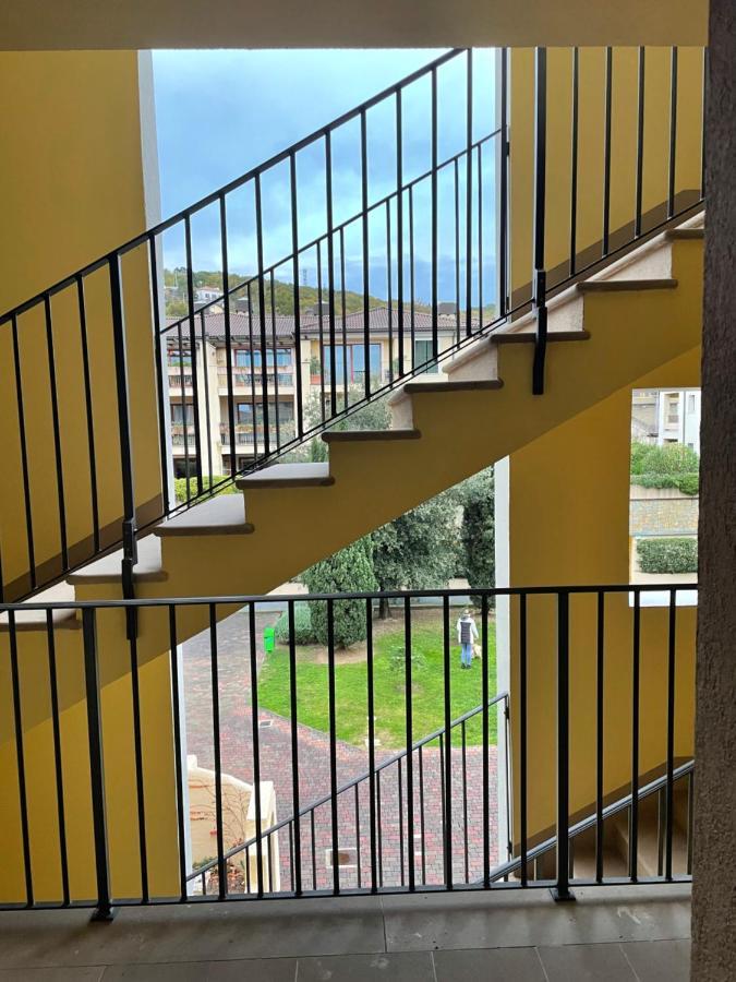 Apartment Claudia Múggia Esterno foto